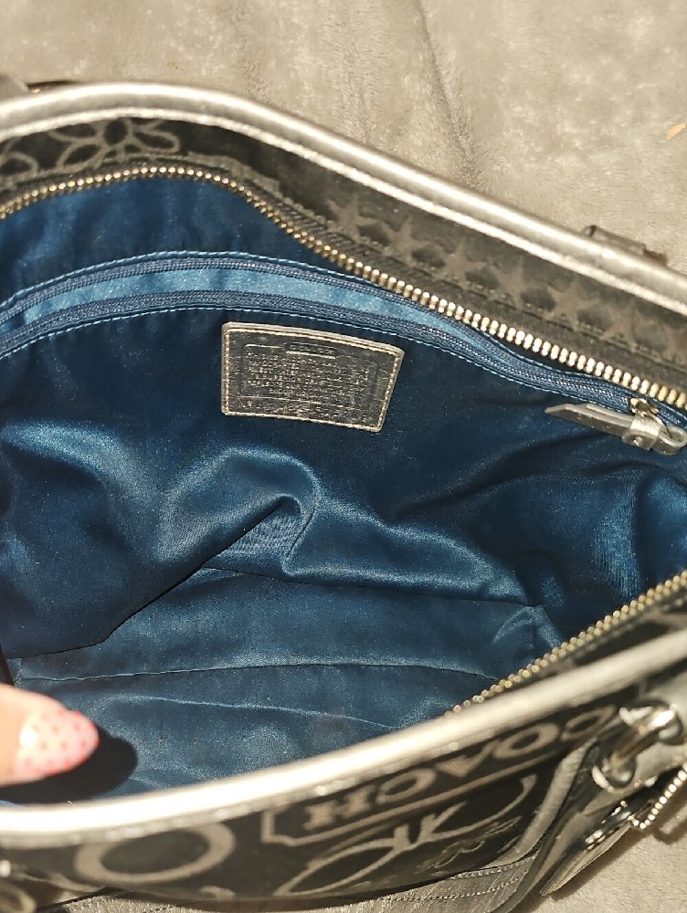 Coach  Poppy Tote Silver - Picture 3 of 7